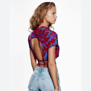 ZARA PRINTED CROP TOP